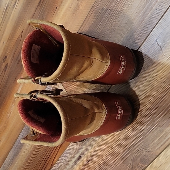 SPERRY women’s saltwater duck boot - Picture 4 of 9